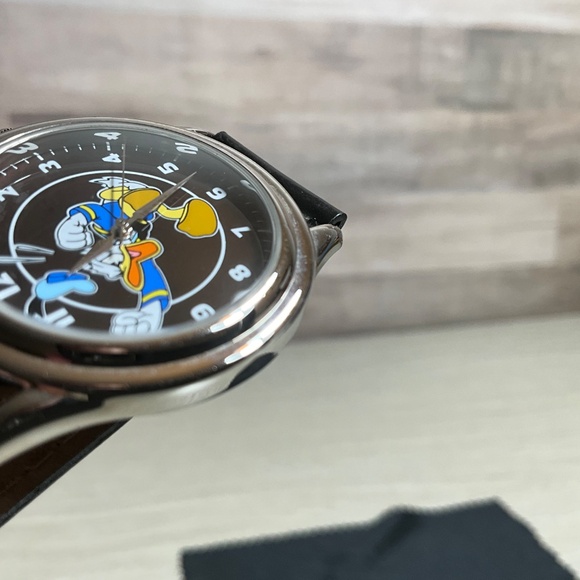 Fossil Disney Donald Duck Watch Women Silver Tone Mood Changing Dial - Picture 8 of 15